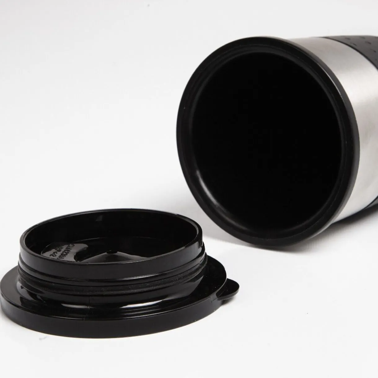 Gifi Cafetière et mug isotherme Homday Discount