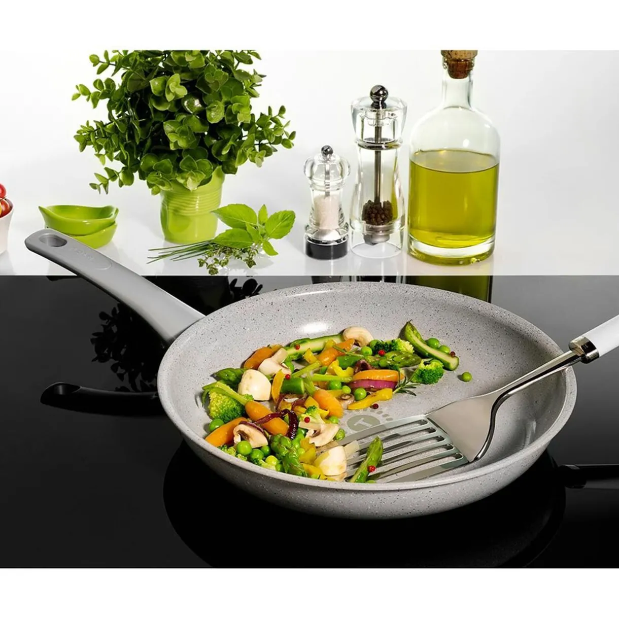 Gifi Poêle tefal Preserve en céramique avec indicateur thermo-spot ø 28 cm New